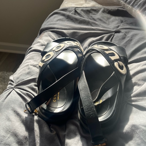 black gucci sandals - Picture 4 of 5